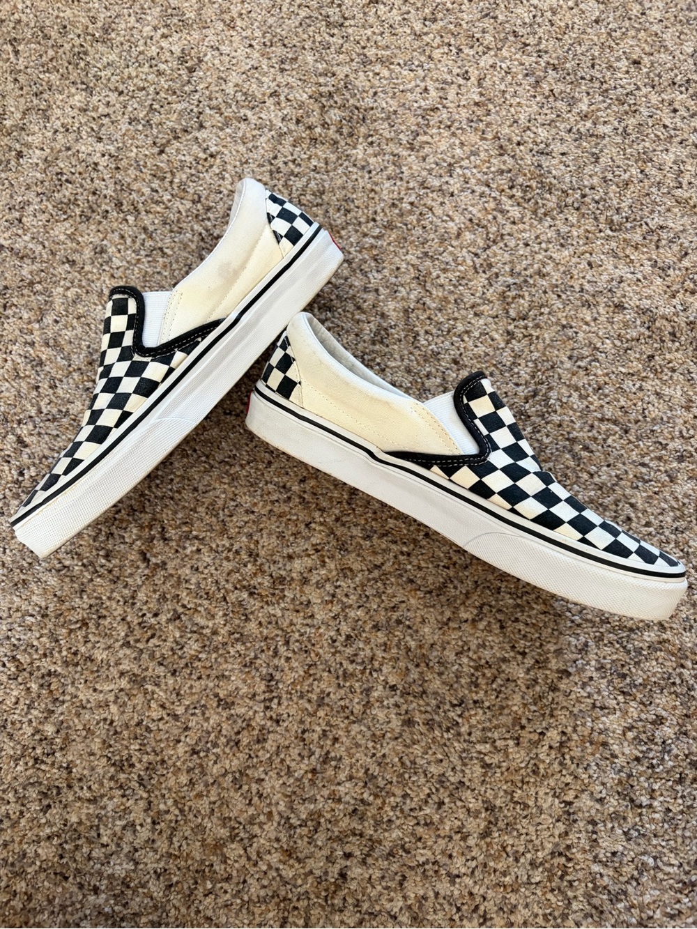Men’s size 9 Vans Checkerboard Slip-On Sneakers - Black & White - Picture 4 of 8